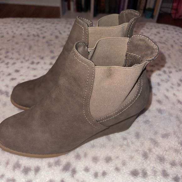 Rampage Ankle Boot / Wedge Shoe - Picture 3 of 6